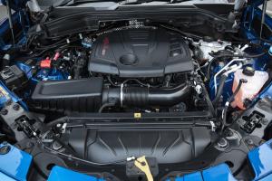Alfa Romeo Stelvio Veloce 2020 года  (UK)